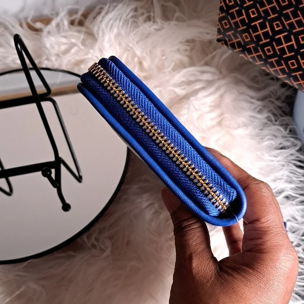Tory Burch NWTs Gemini Link Royal Blue Continental Wallet